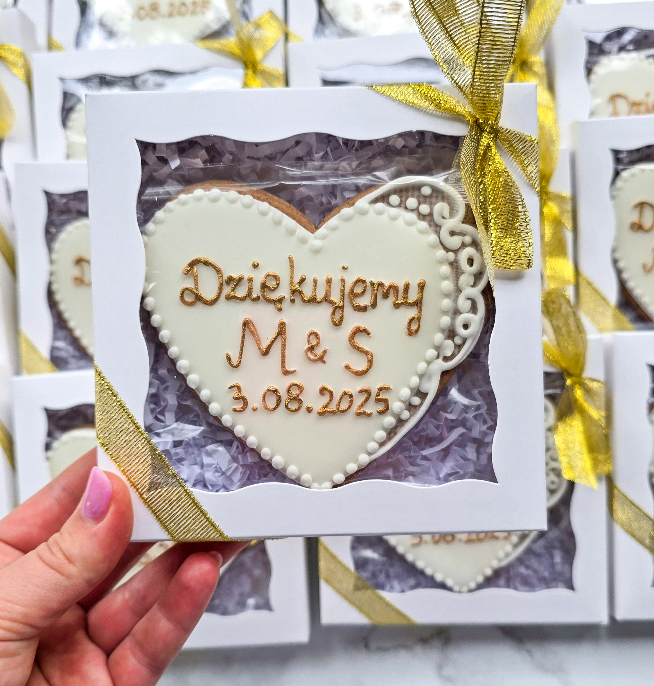 Serce z koronką półprzezroczystą + Twój napis - obrazek 6