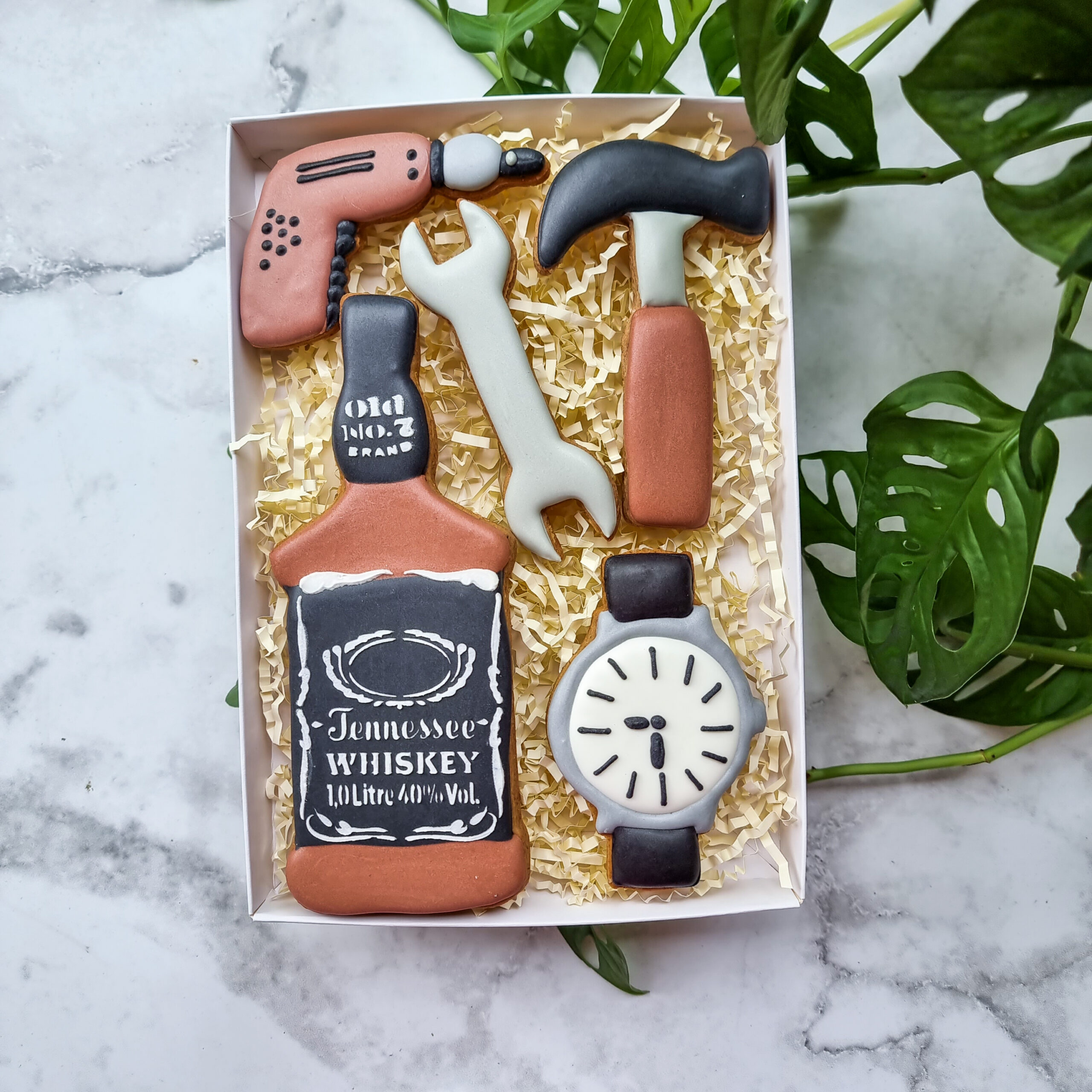 Zestaw majsterkowicza premium (whiskey, zegarek, narzędzia) - obrazek 3