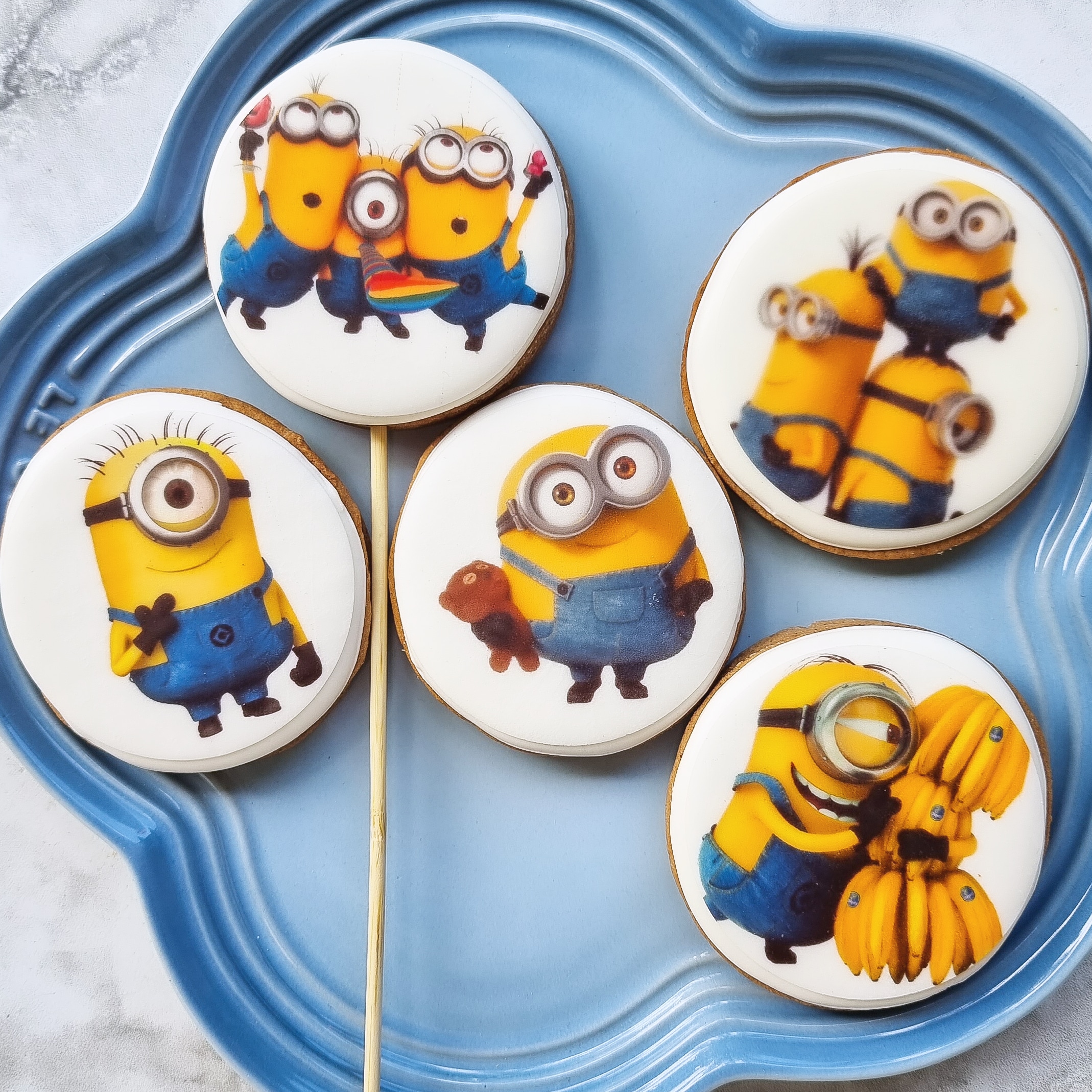 Minionki - piernik z wydrukiem bajkowym