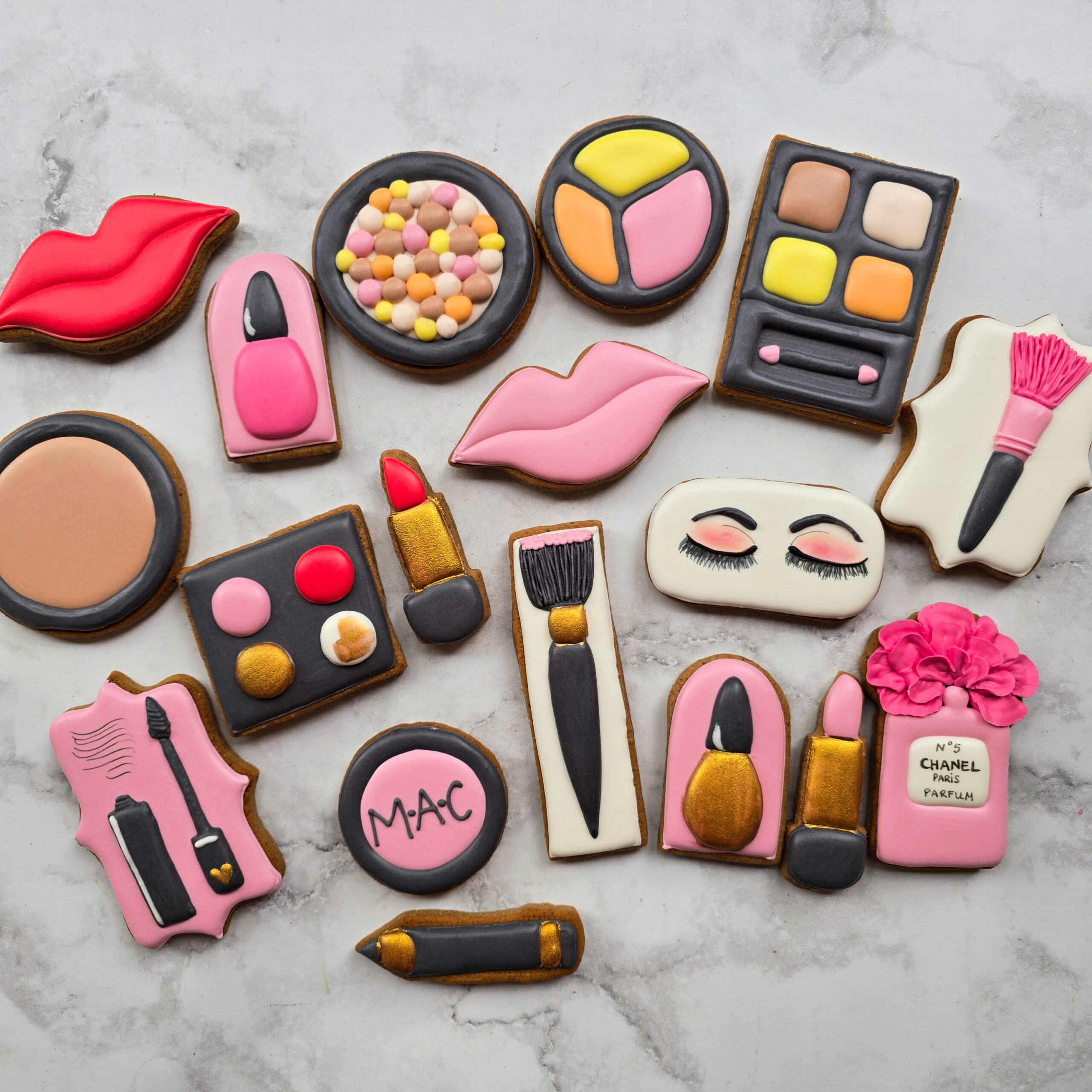 Zestaw kosmetyków XXL - makeup - makijaż - obrazek 2
