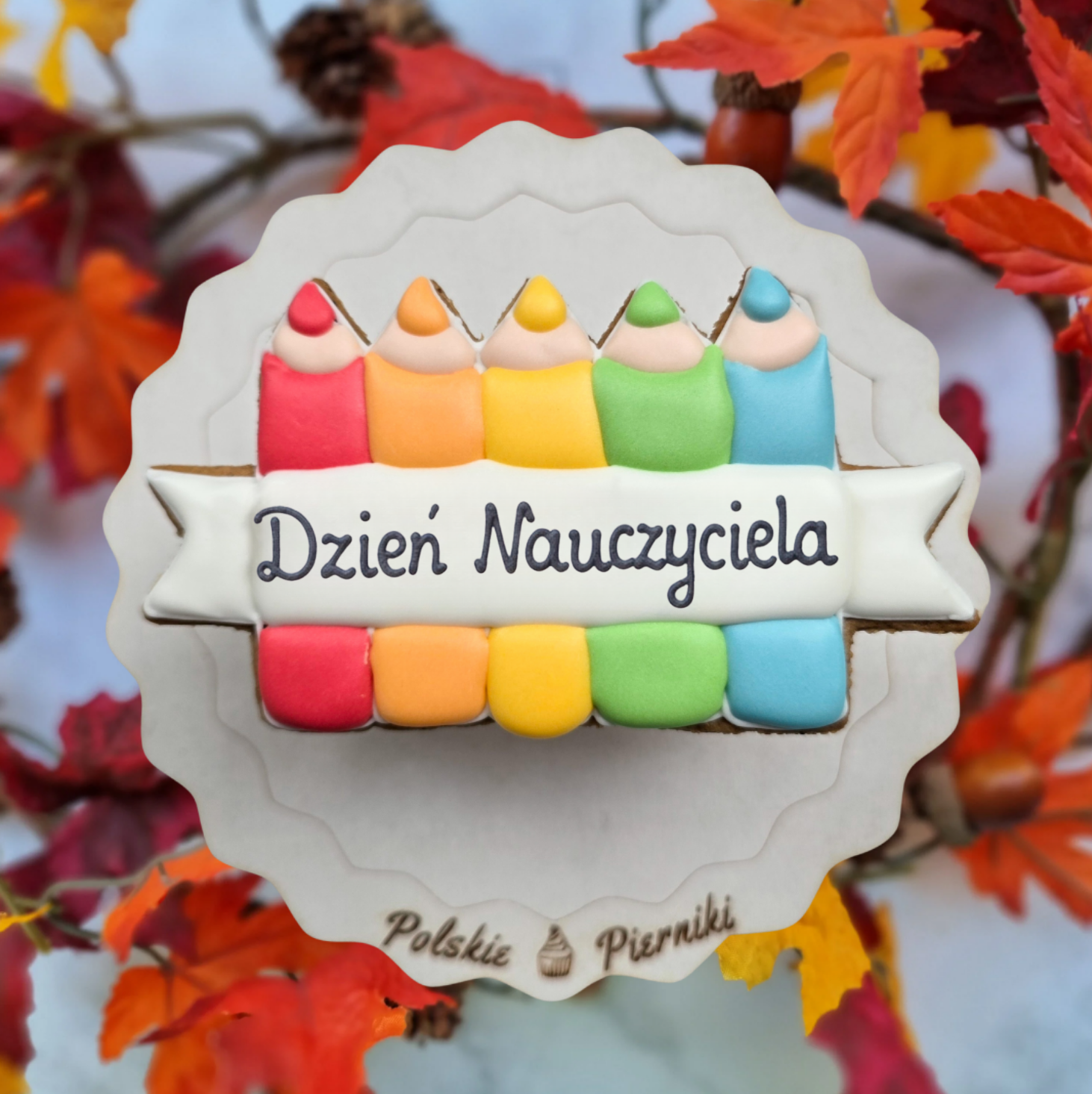 Kolorowe kredki na Dzień Nauczyciela